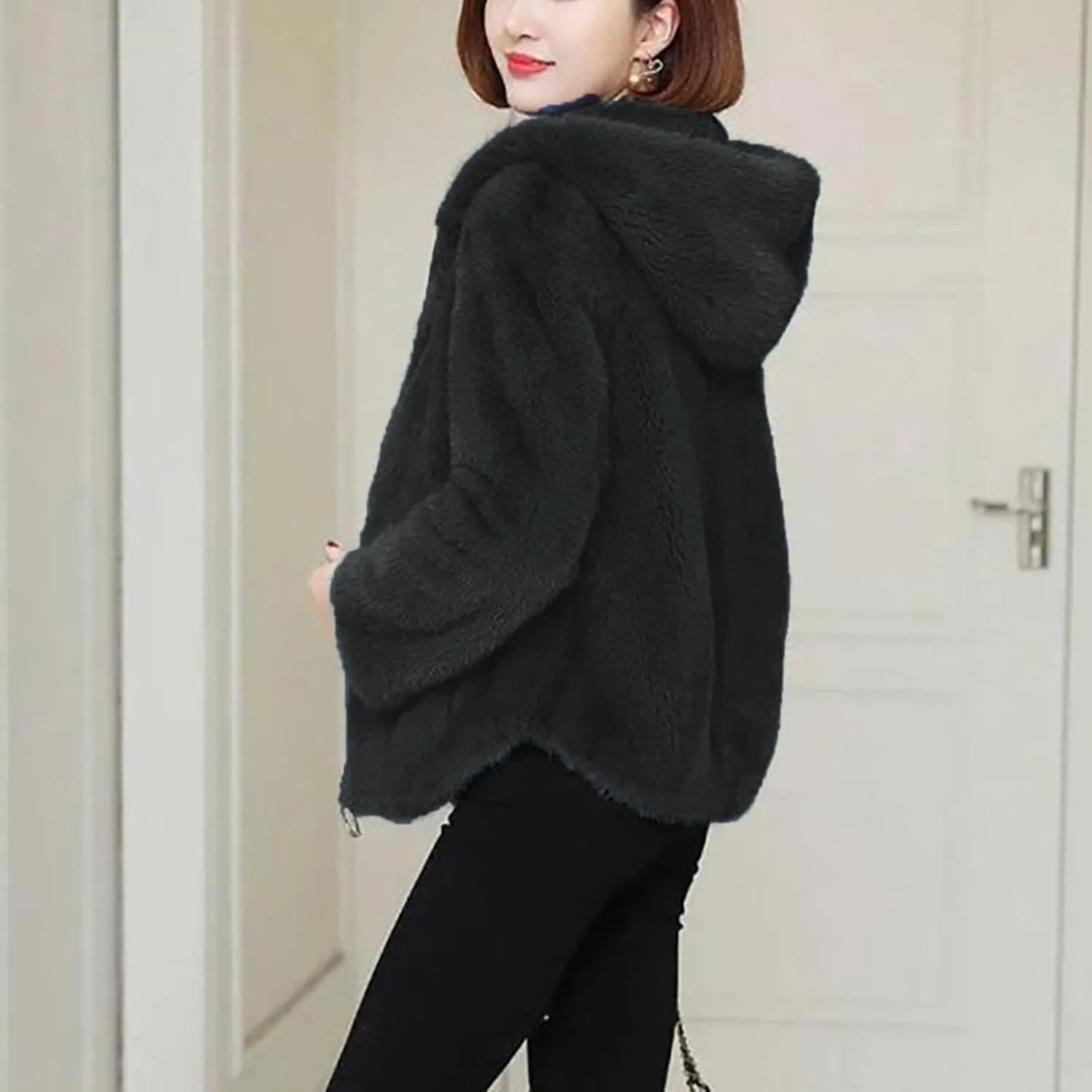 Akivide Women Winter Warm Fuzzy Fleece Sherpa Jacket Coat Oversized Fluffy Zip Up Hooded Sweatshirt Hoodie with Pockets