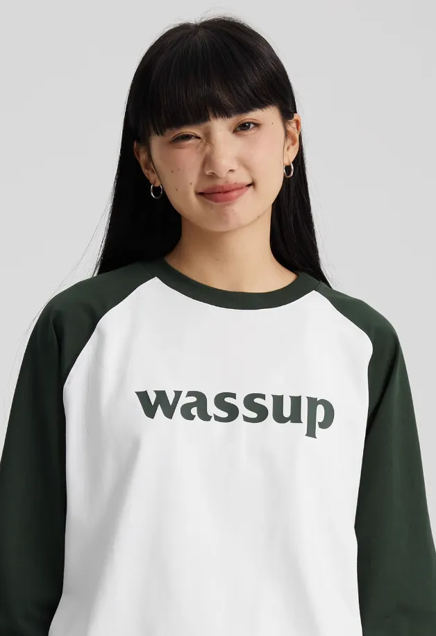 Essential Basic Logo Raglan Long Sleeved Tee