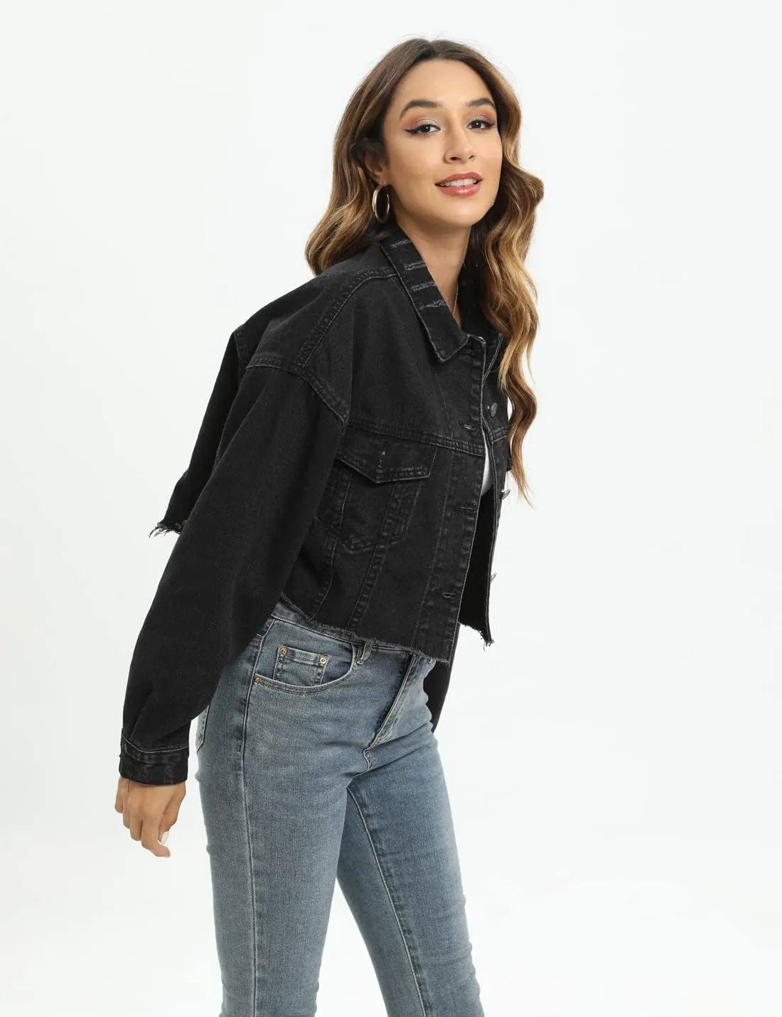 Locachy Women's Cropped Ripped Distressed Denim Jacket Casual Button Down Loose Jeans Coat Fringe with Frayed Hem