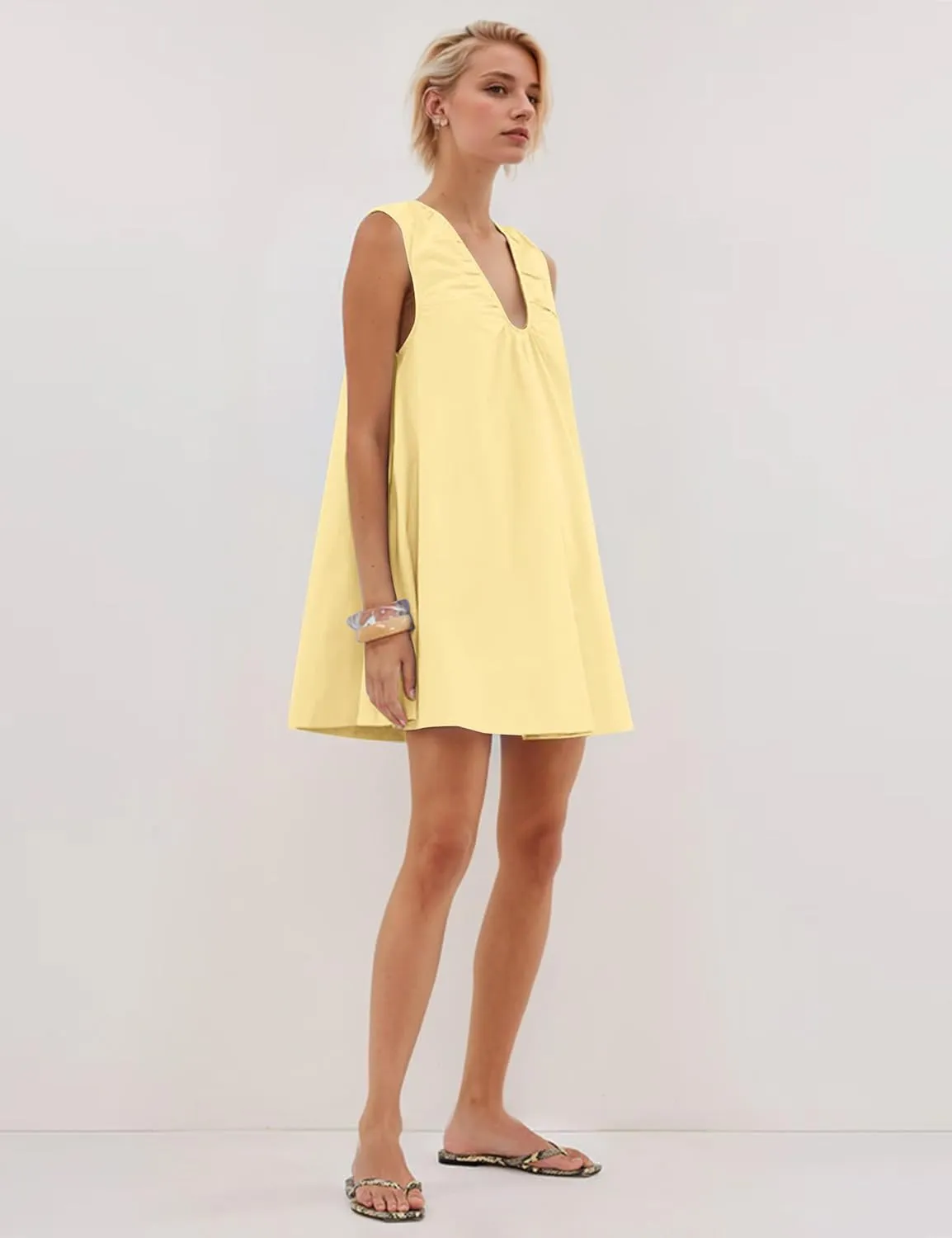 OLAPTA Women Summer Sleeveless Babydoll Mini Tank Dresses Loose Fit Scoop Neck Ruched Short Dress with Pockets Party Clubwear