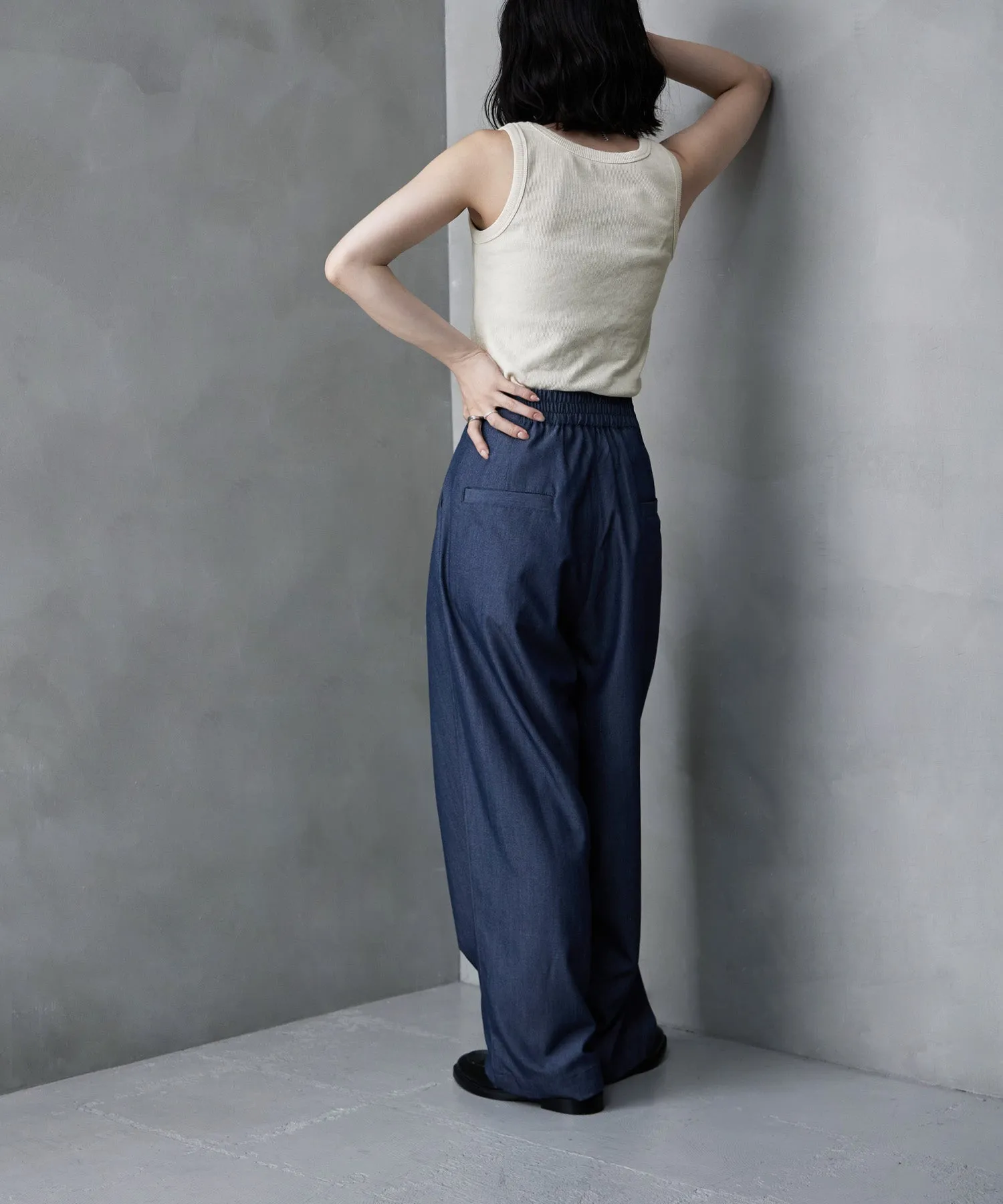 Ribbon embroidery sleeveless tops