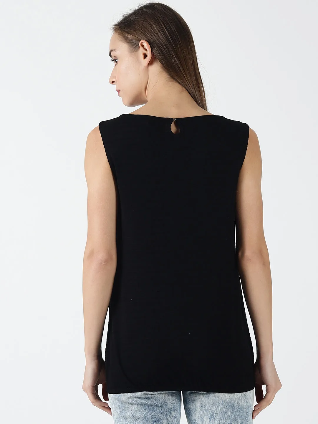 Women Solid Black Sleeveless Tank Tops