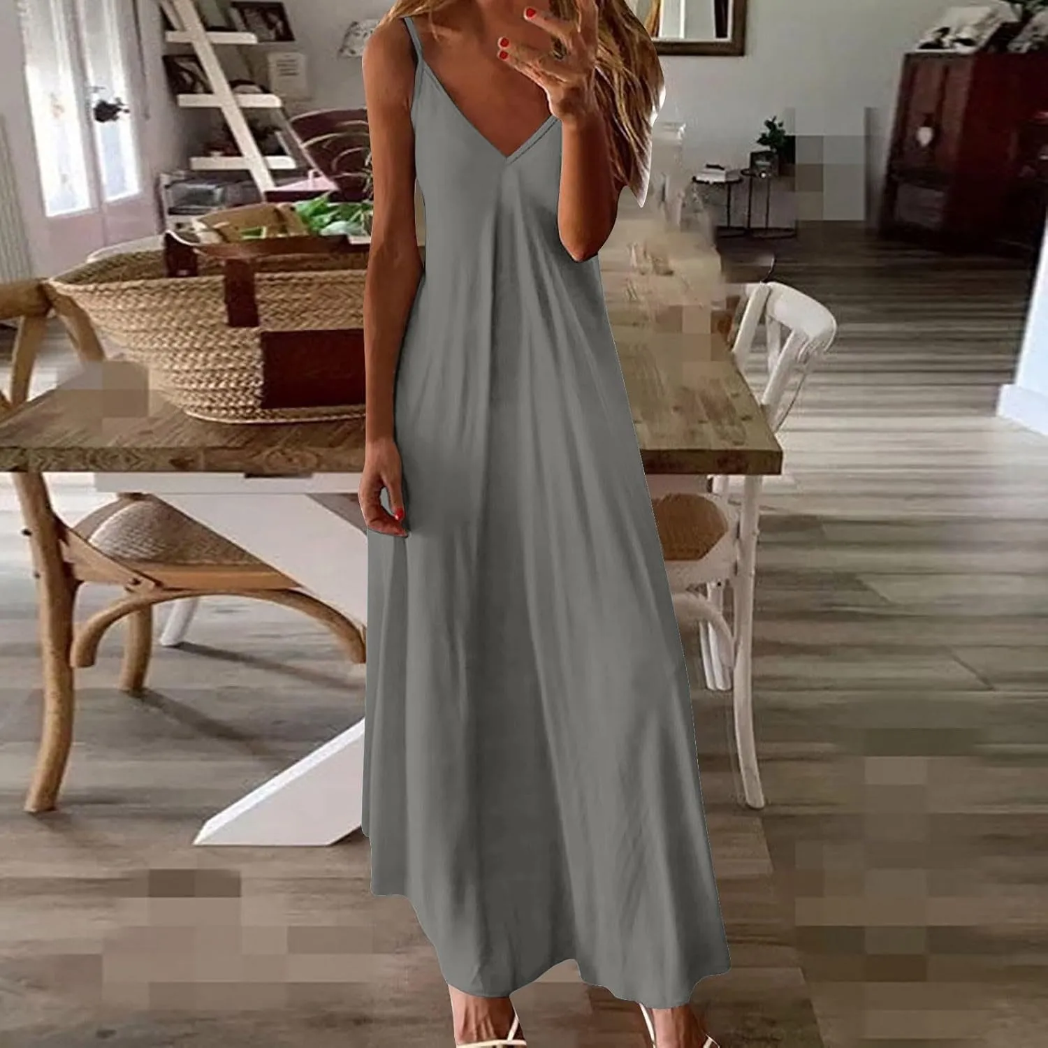 Women Spaghetti Straps Long Maxi Dress Summer V Neck Sleeveless Beach Vacation Dress Soft Comfy Casual Basic Robe Sundress
